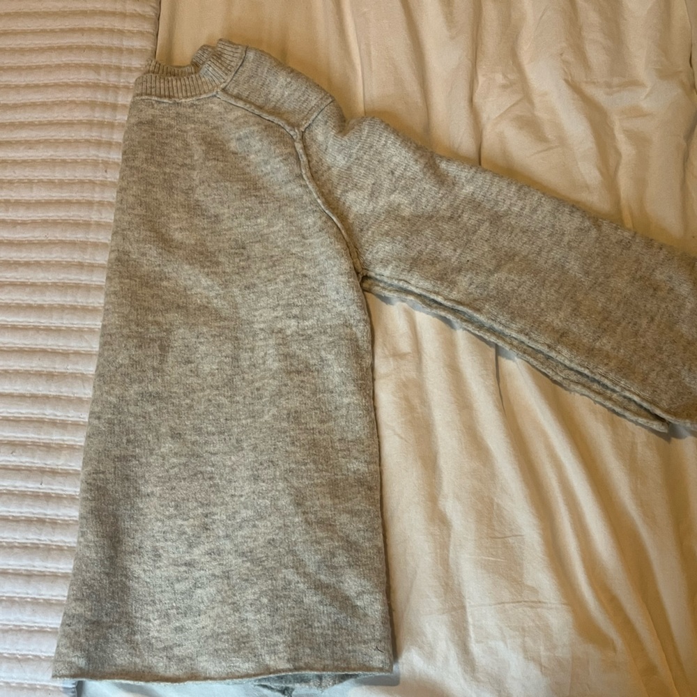 Women’s Zara Sweater